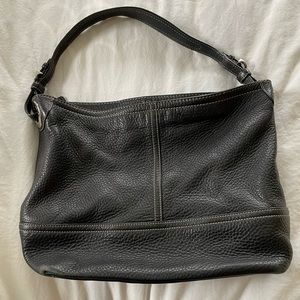 Coach black leather shoulder bag